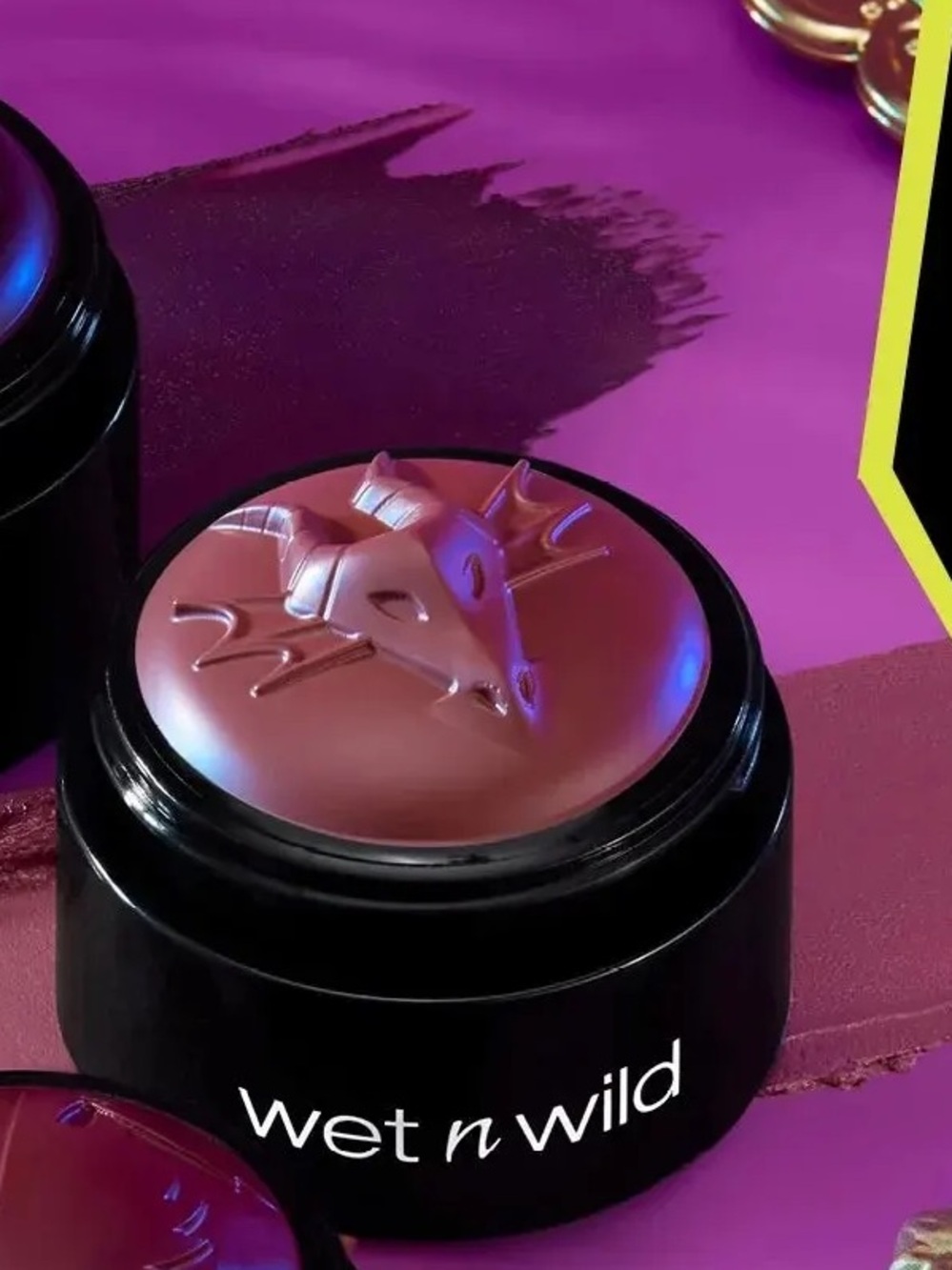 The Wet n Wild Disney Villains "We Won't Bite" Cream Blush - Picture 3 of 6